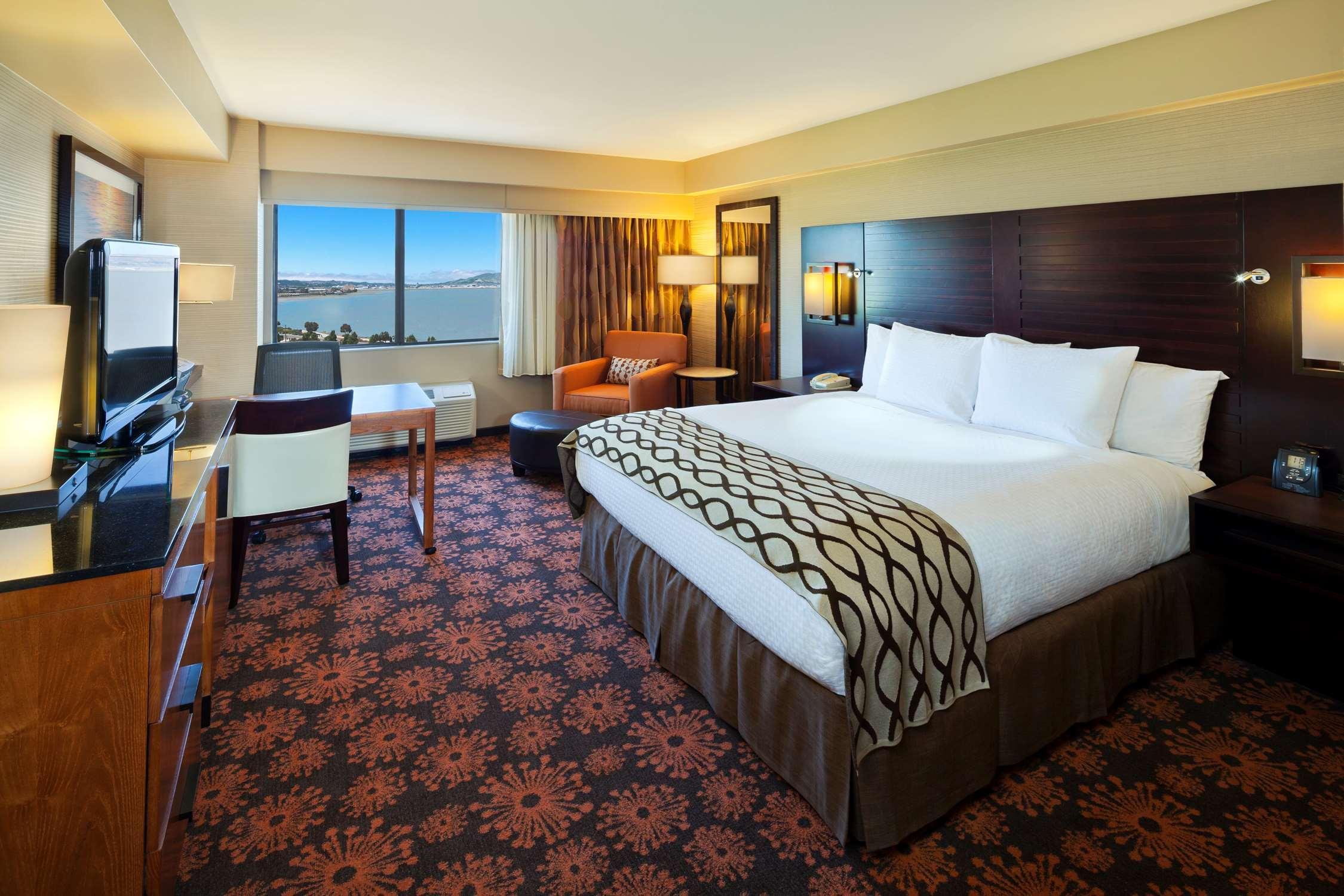 Doubletree By Hilton San Francisco Airport