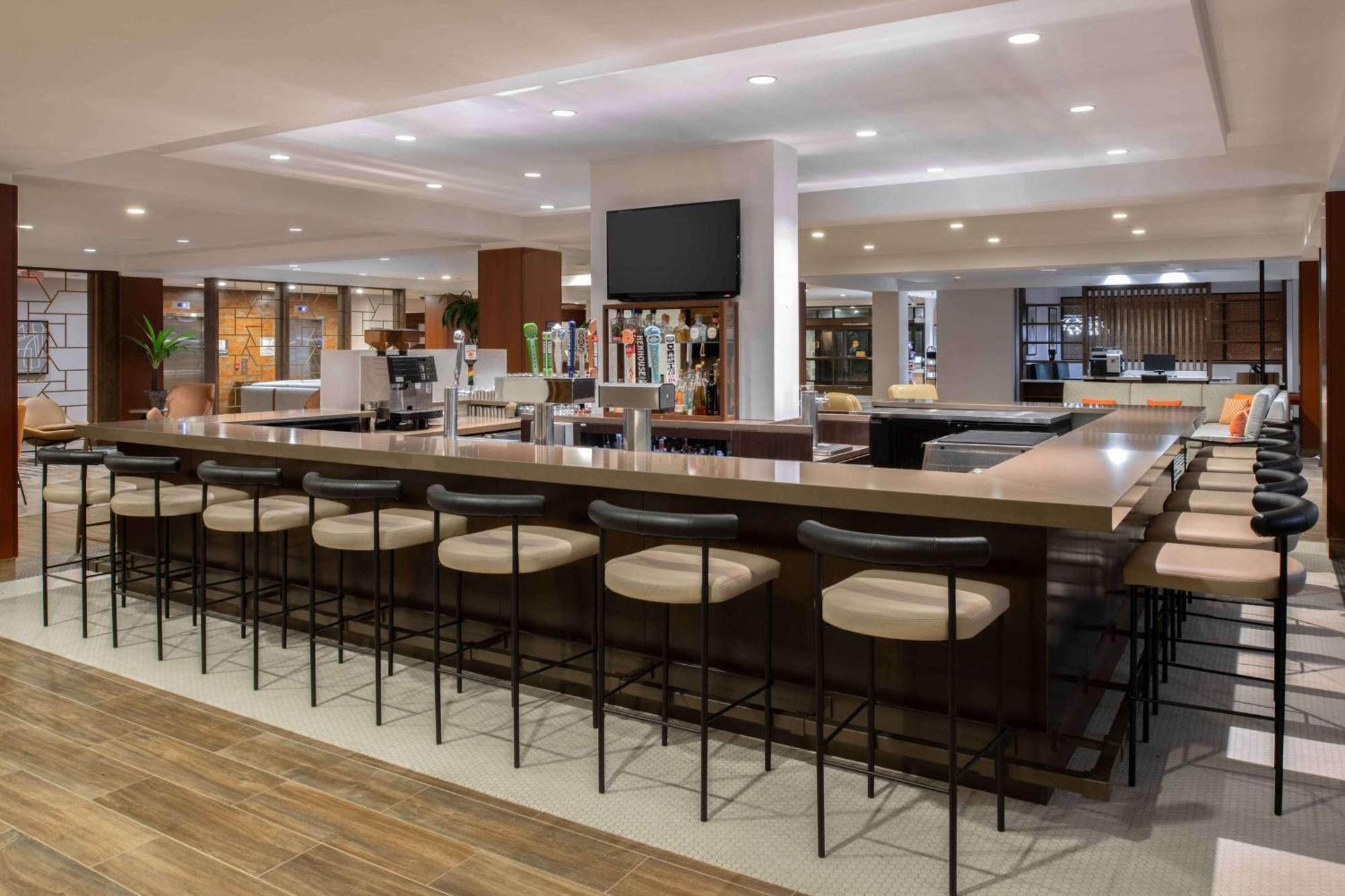 Hotel Doubletree By Hilton San Francisco Airport