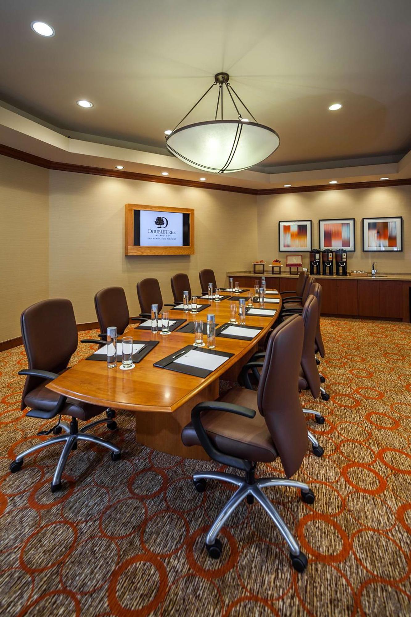 Doubletree By Hilton San Francisco Airport Hotel Burlingame
